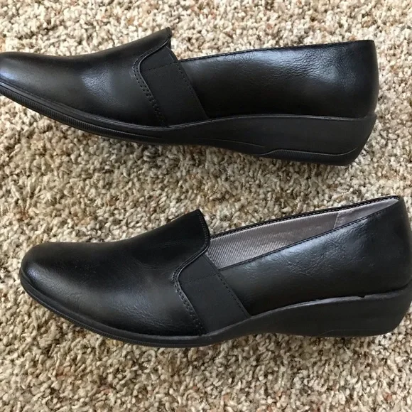 Lifestride shoes - Picture 4 of 9